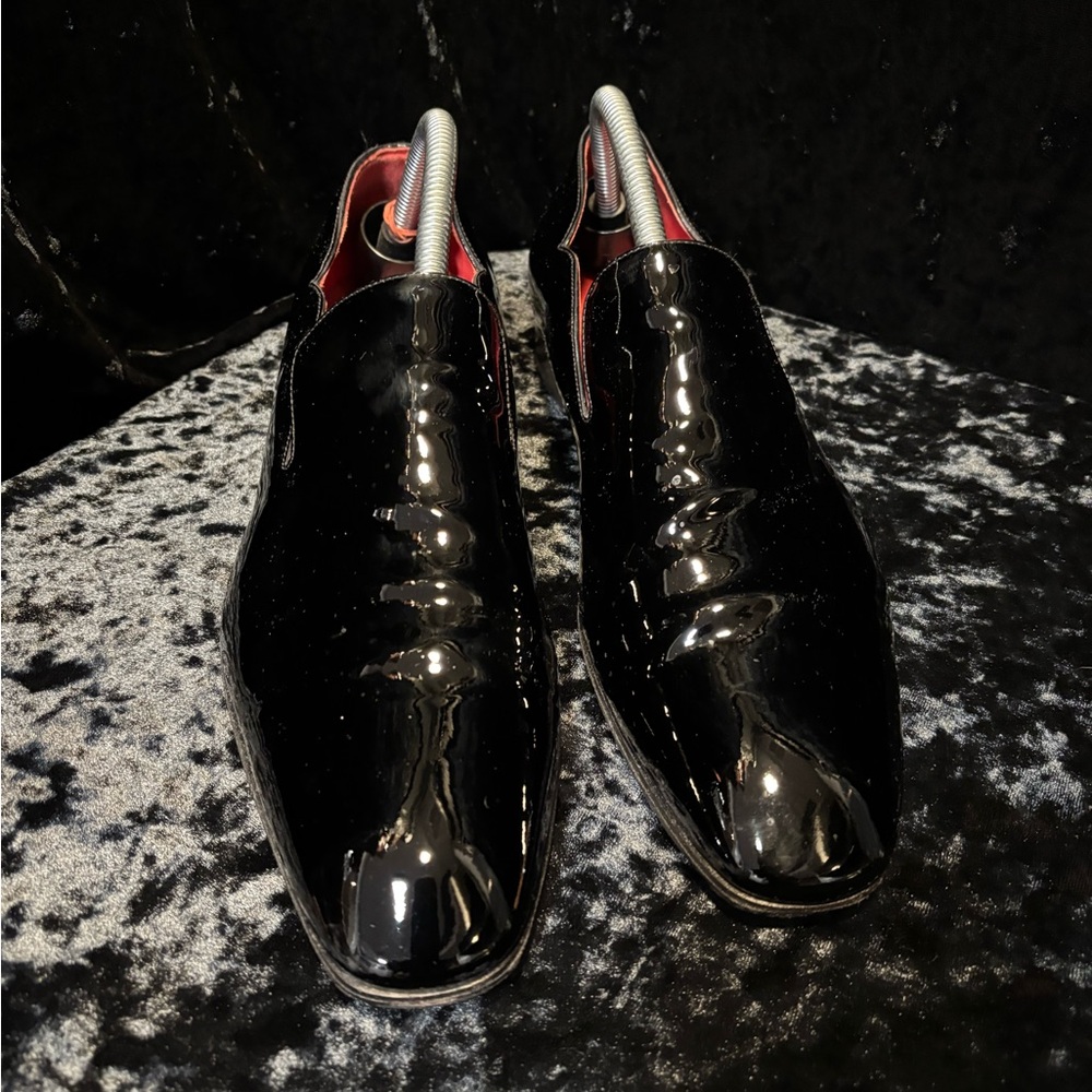 CHRISTIAN LOUBOUTIN Black Patent Leather Loafers - size 9